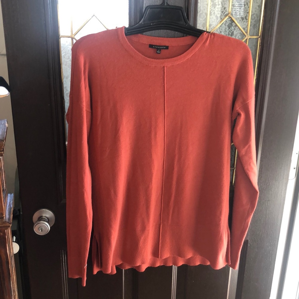 Women’s casual sweater